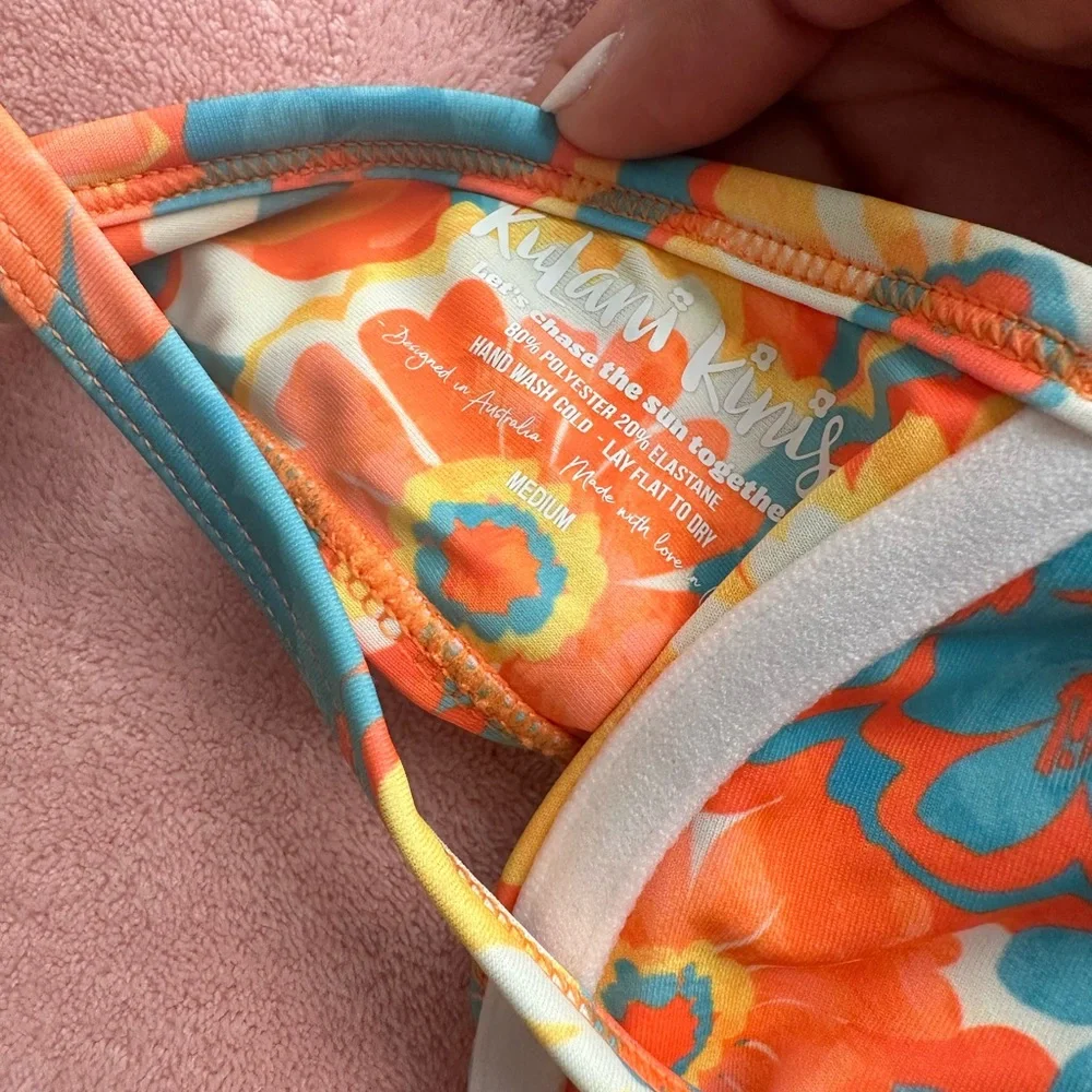 KULANI KINIS Bikini in Miami Moon Floral Bikini Top M and bottom S - Picture 8 of 11